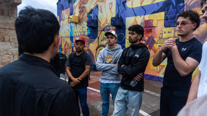 Tour Experencial Comuna 13 Ezencial + Teje tu propio souvenir