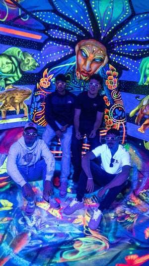 Tour Experencial Comuna 13 Ezencial + Teje tu propio souvenir